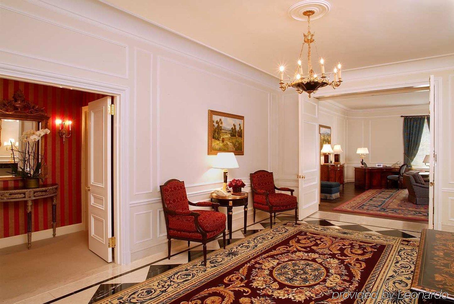 The Towers Of The Waldorf Astoria 호텔 뉴욕 내부 사진
